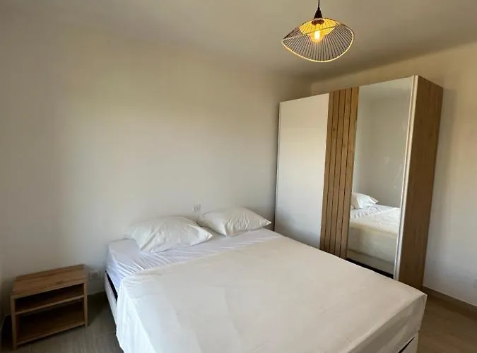 Alivu - Moderne Avec Terrasse Lejlighed *